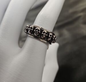 Men's Black Silver Skull Band Ring - Gothic Stainless Steel Style